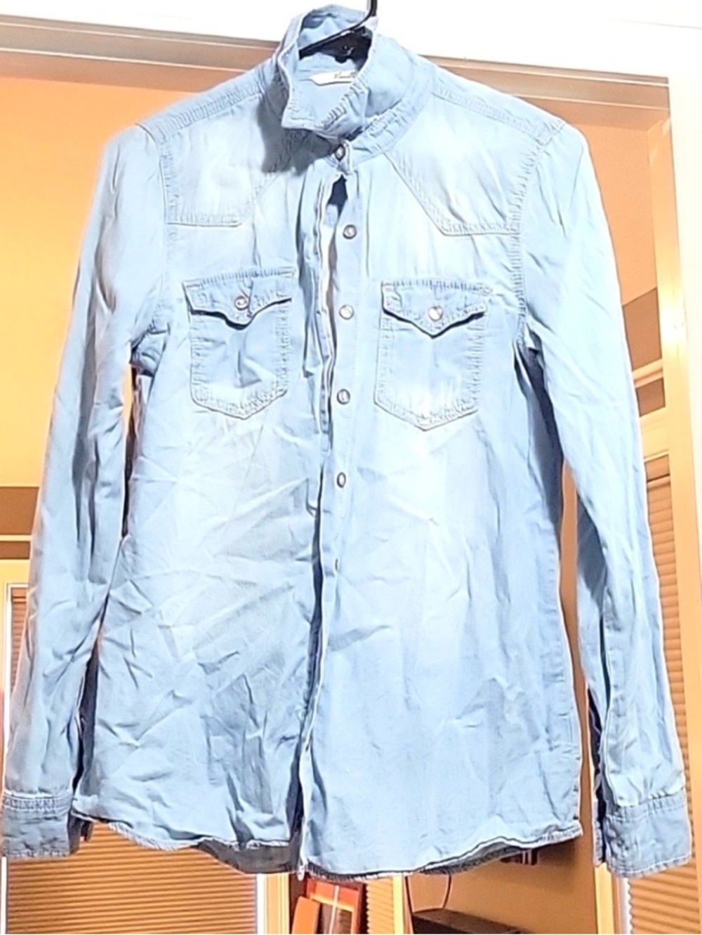 Vanilla Star Button Up Shirt M Chambray Denim Look Casual Layering Top